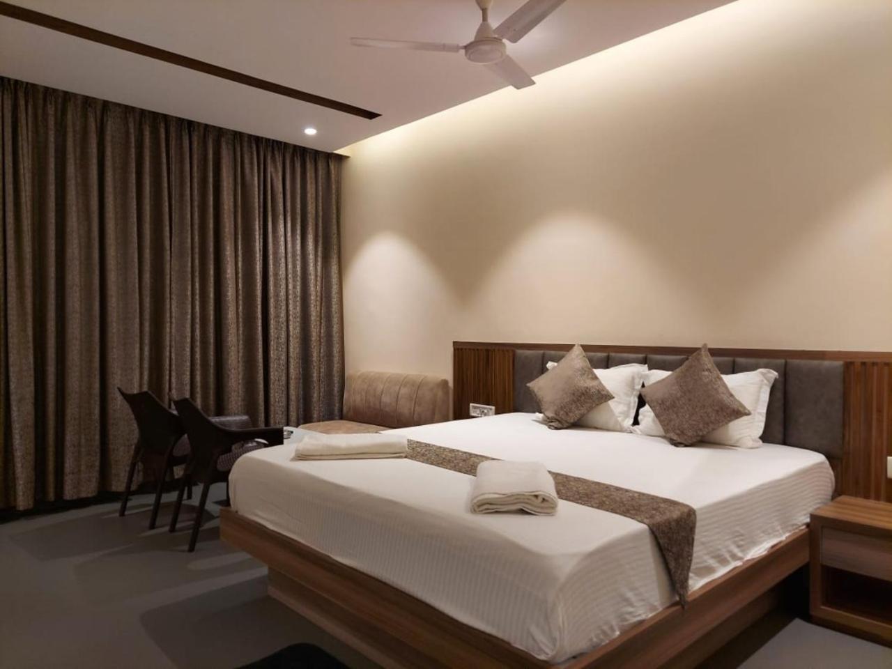 Parth King Beach Resort Mandarmani Bagian luar foto