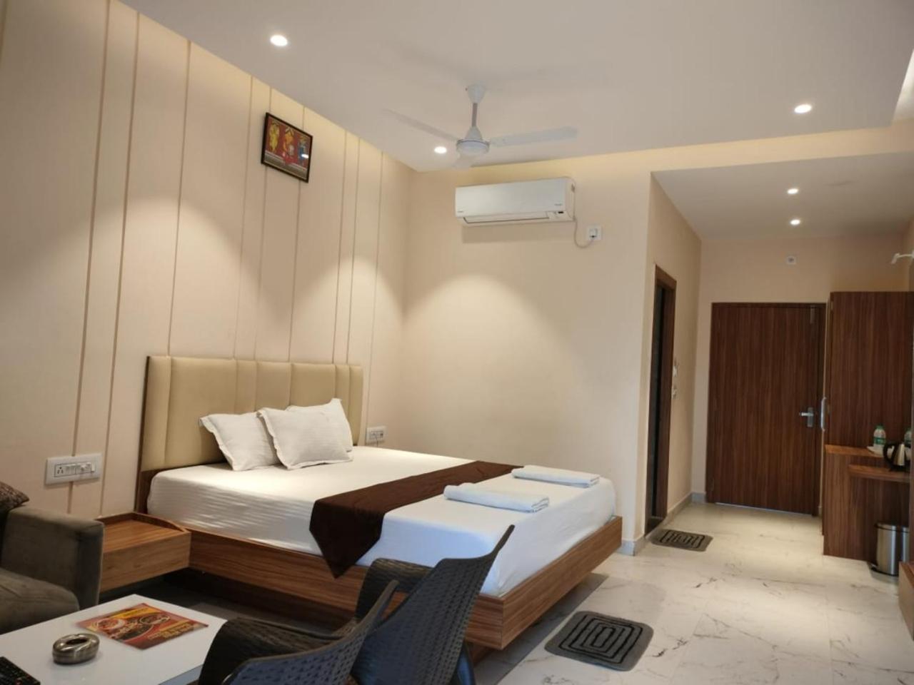Parth King Beach Resort Mandarmani Bagian luar foto