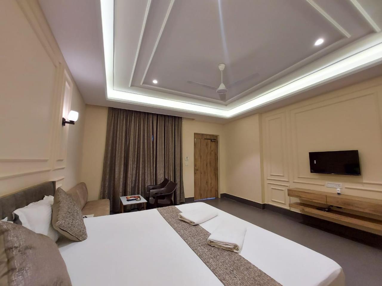 Parth King Beach Resort Mandarmani Bagian luar foto