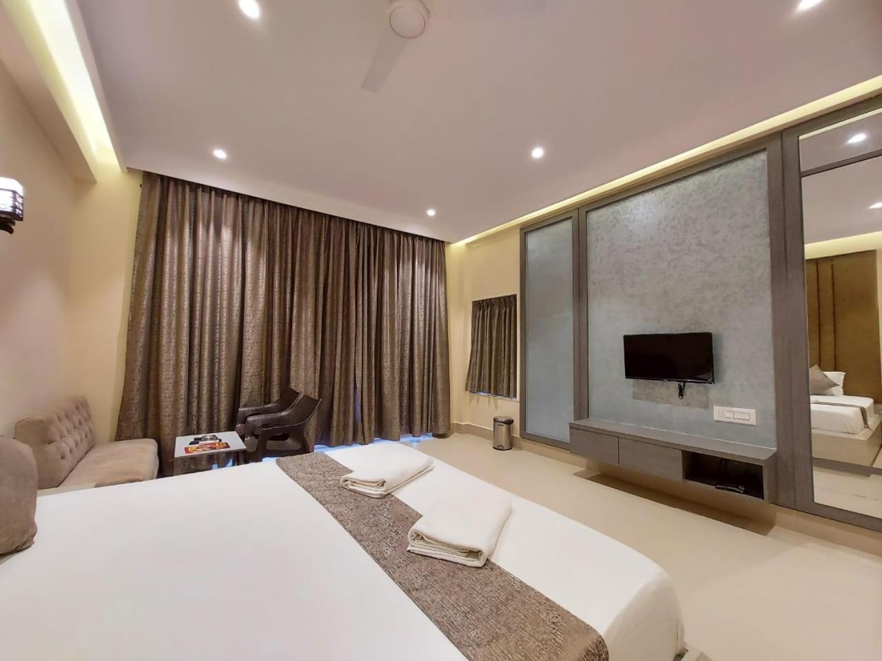 Parth King Beach Resort Mandarmani Bagian luar foto